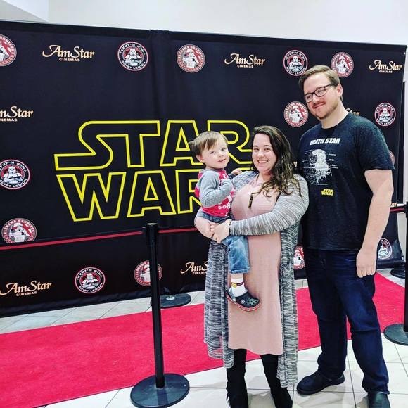 Meet your Posher, Katie - Picture 1 of 1